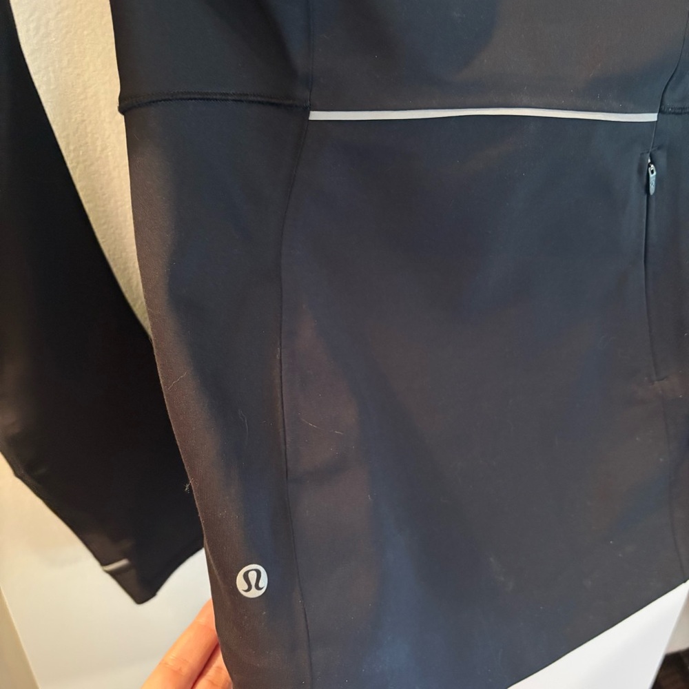 Lululemon | Lightweight Jacket - Picture 7 of 8